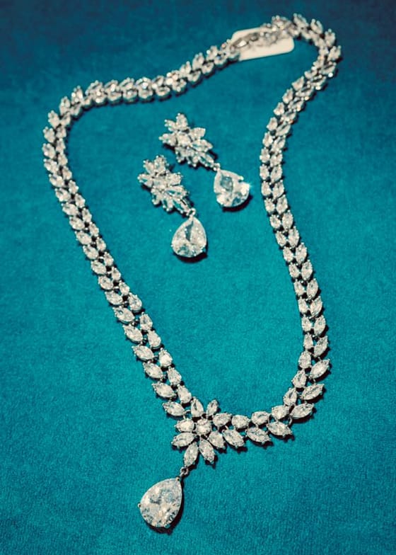 Комплект серьги и колье. Артикул 8008