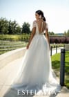 Свадебное платье Мерцающее свадебное платье с красивой спинкой и пышной юбкой