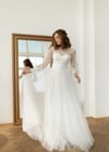 Свадебное платье Свадебное платье с длинными рукавами и закрытой спинкой