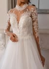 Свадебное платье Свадебное платье под горлышко с рукавами