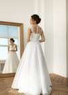 Свадебное платье Свадебное платье без рукавов с кружевным корсетом