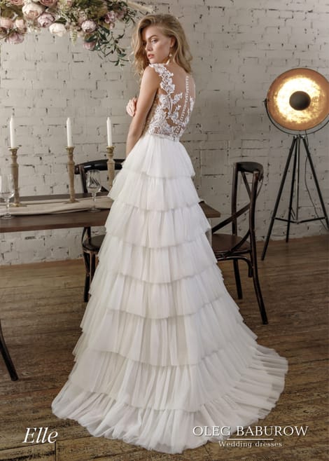 Дизайнерское свадебное платье с юбкой ярусами