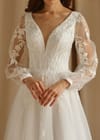 Свадебное платье Свадебное платье с цветочным кружевом и рукавами